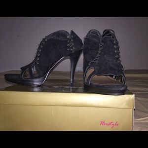 New Black Open Toe Heel